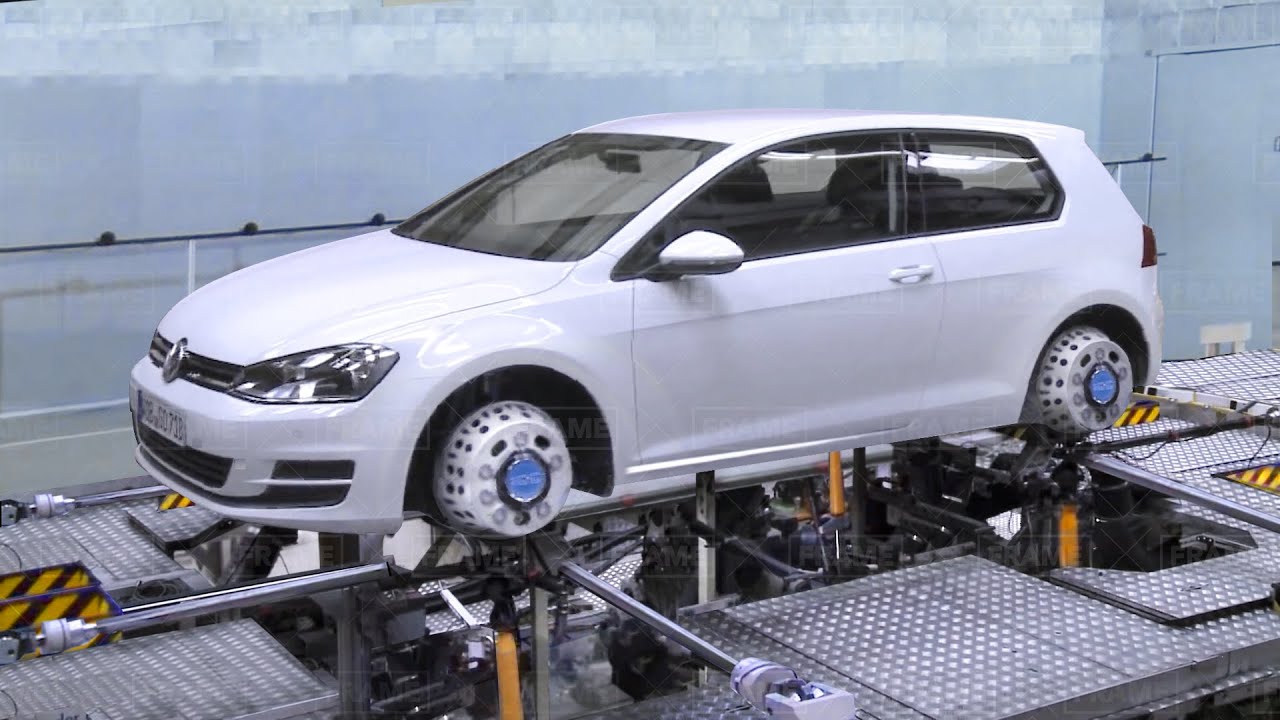 Prueba de suspensión diabólica en fábrica alemana: dentro de la línea de producción de Volkswagen